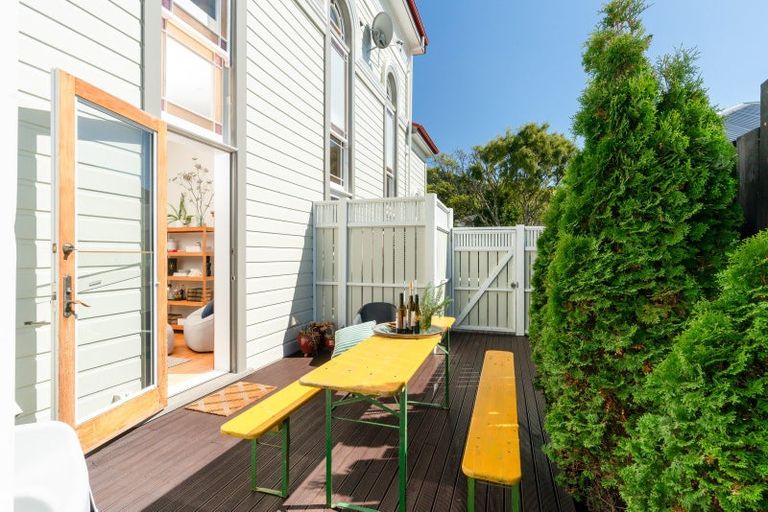 Photo of property in 235u3 Adelaide Road, Newtown, Wellington, 6021