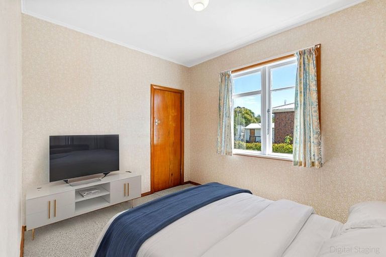 Photo of property in 14 Middlesex Street, Levin, 5510
