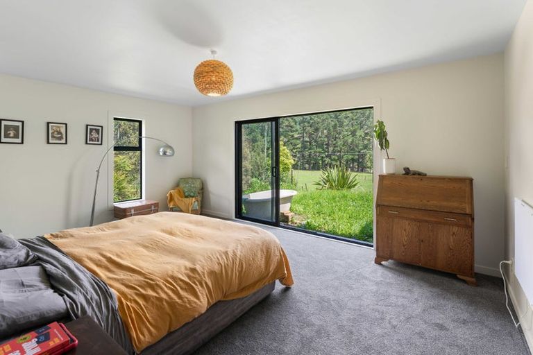 Photo of property in 50 Kents Road, Reikorangi, Waikanae, 5391