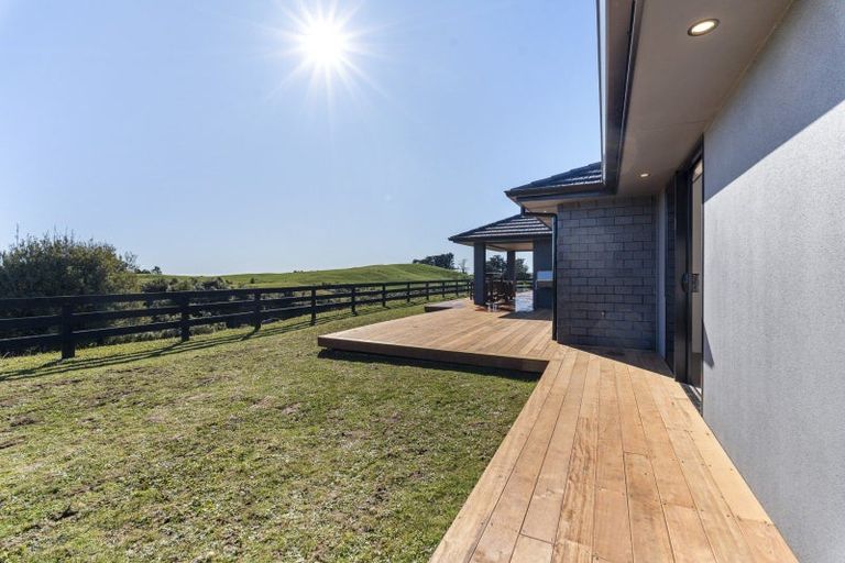 Photo of property in 188 Maude Road, Kaimiro, New Plymouth, 4371