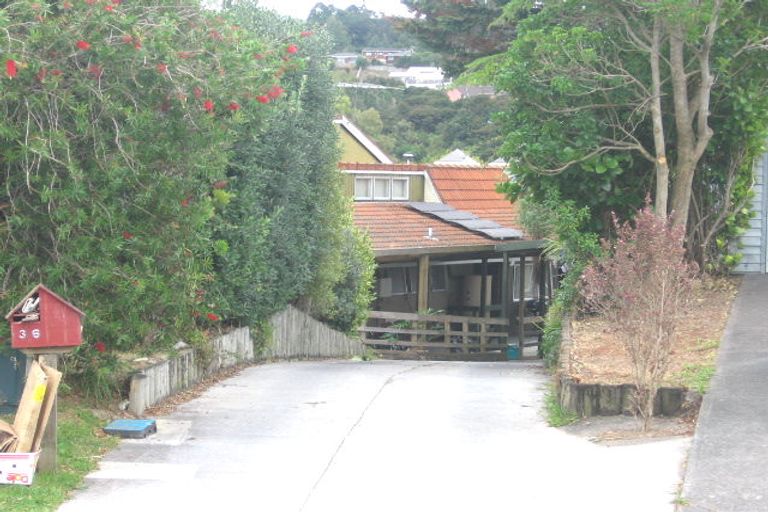 Photo of property in 36 Segedin Place, Glenfield, Auckland, 0629