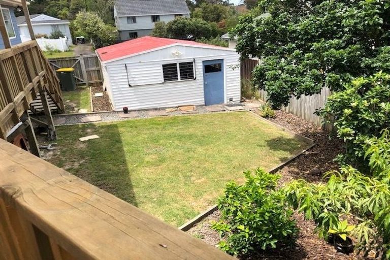 Photo of property in 17 Tree View Avenue, Glenfield, Auckland, 0629