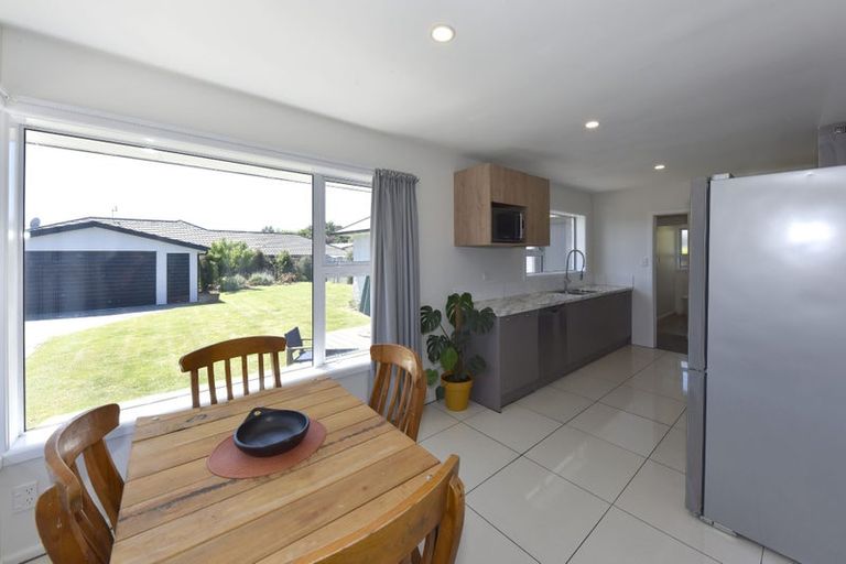 Photo of property in 22 Skerten Avenue, Hornby, Christchurch, 8042