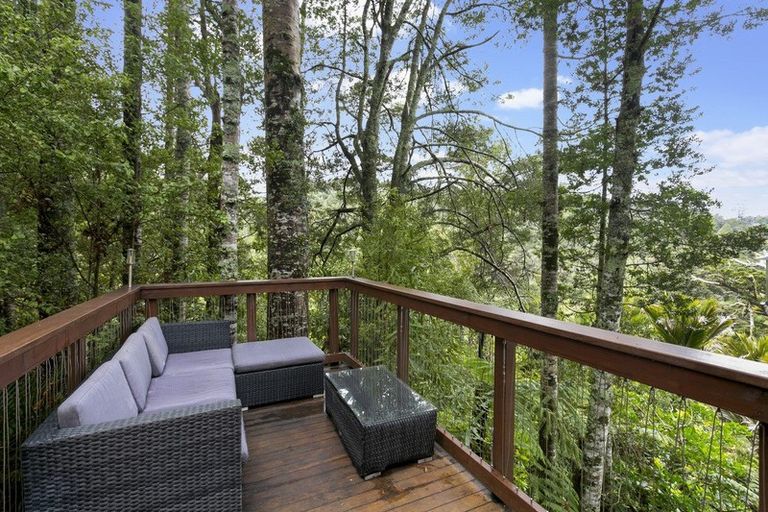 Photo of property in 18 Tainui Road, Titirangi, Auckland, 0604