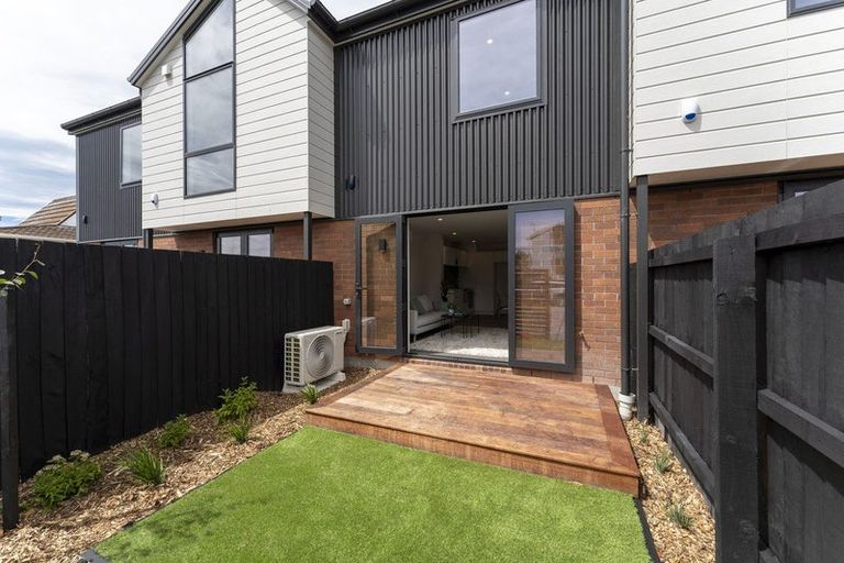 Photo of property in 2/132 Tancred Street, Linwood, Christchurch, 8062