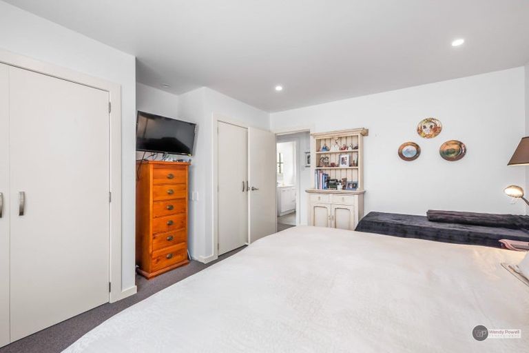 Photo of property in 10a Helvetia Grove, Naenae, Lower Hutt, 5011