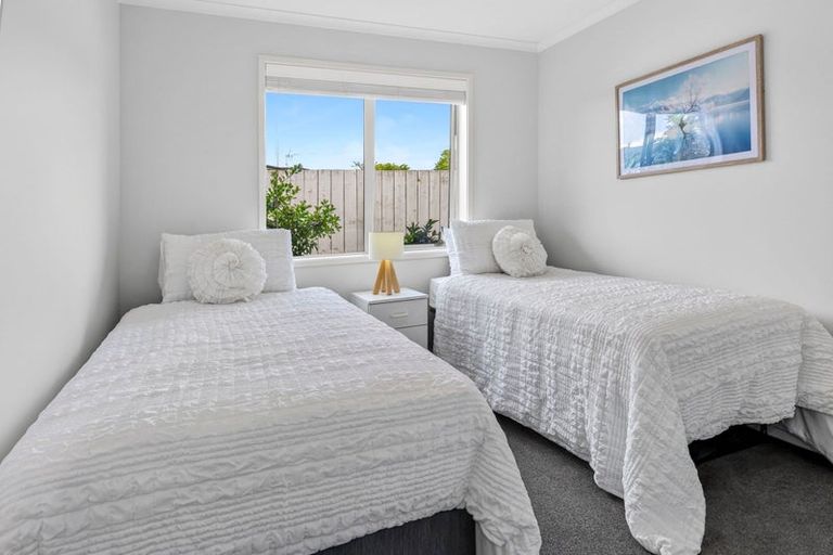 Photo of property in 12 Oceana Drive, Welcome Bay, Tauranga, 3175