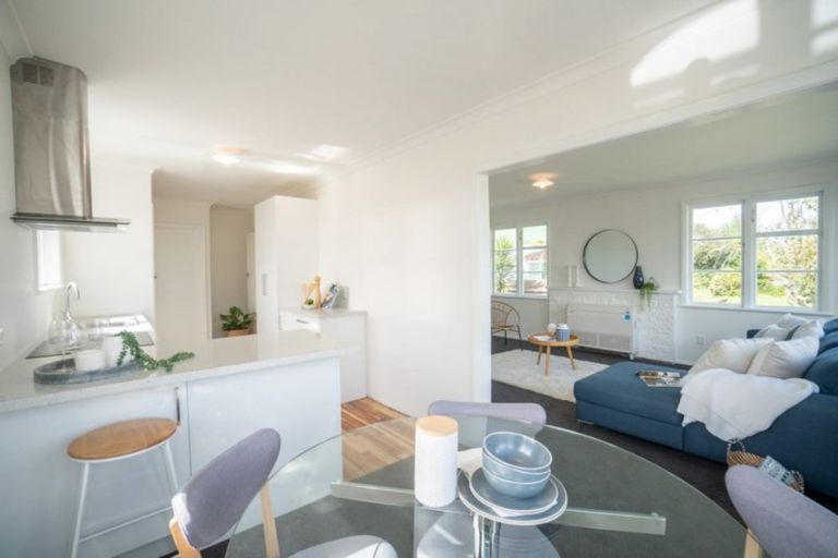 Photo of property in 44 Ronberg Street, Highbury, Palmerston North, 4412