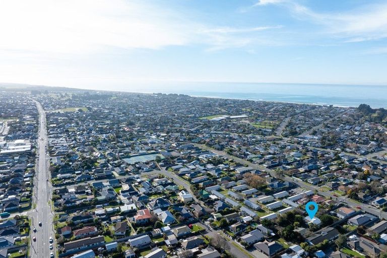 Photo of property in 88 Palmers Road, New Brighton, Christchurch, 8083