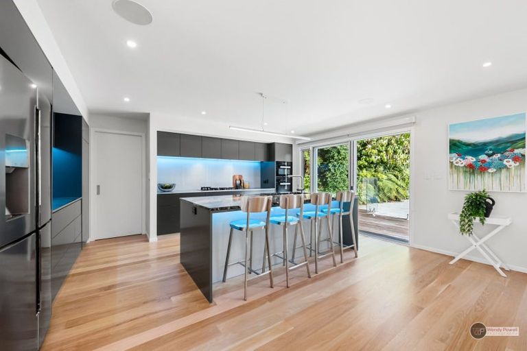 Photo of property in 2a Bloomfield Terrace, Hutt Central, Lower Hutt, 5010