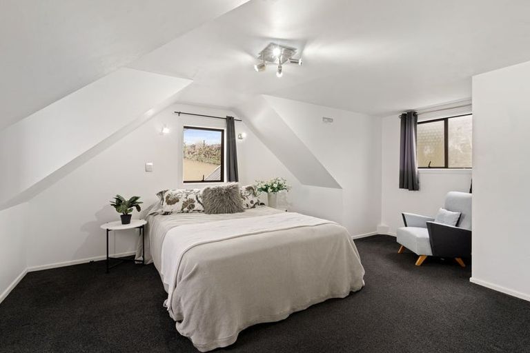 Photo of property in 21 Tweed Street, Kinmont Park, Mosgiel, 9024