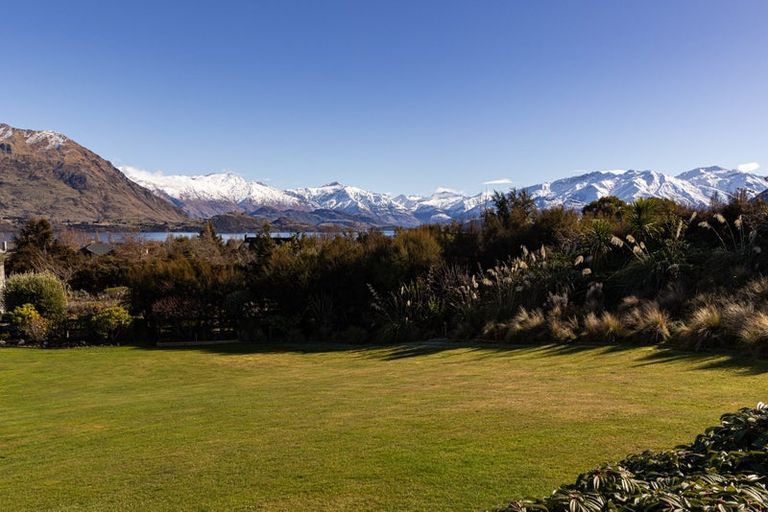 Photo of property in 98 Hunter Crescent, Wanaka, 9305