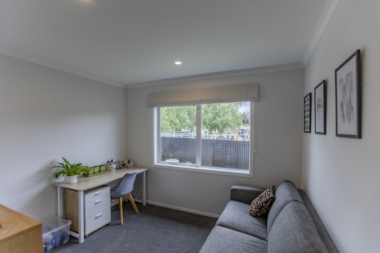 Photo of property in 12e Johnson Street, Waipawa, 4210