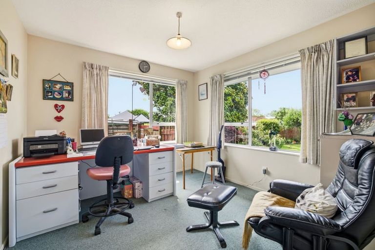 Photo of property in 10 Islay Place, Woolston, Christchurch, 8062
