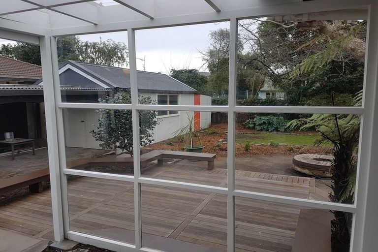 Photo of property in 77 Innes Road, St Albans, Christchurch, 8052