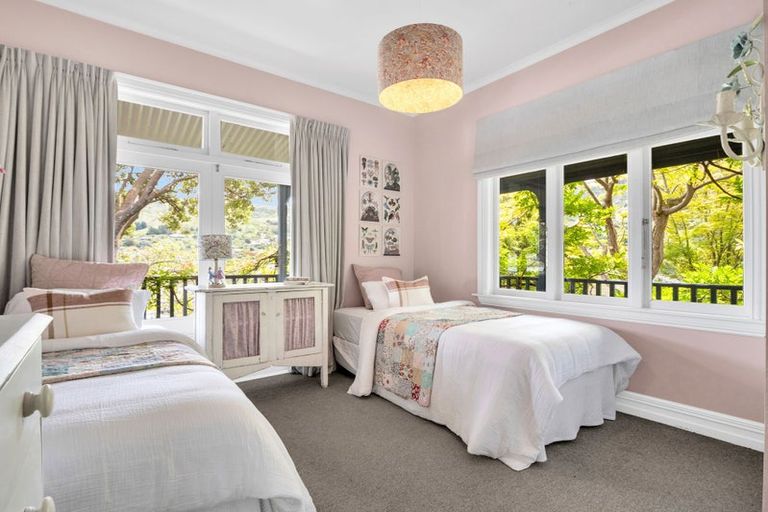 Photo of property in 40 Reserve Terrace, Lyttelton, 8082