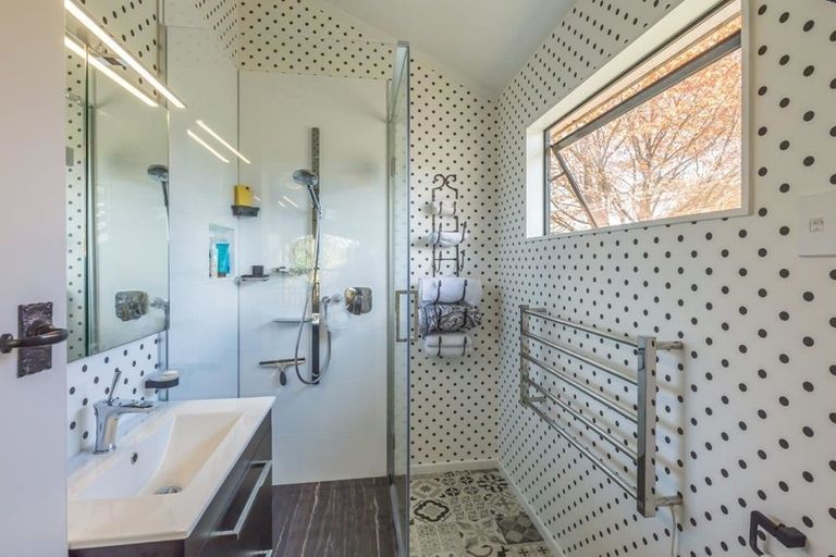 Photo of property in 155 Fairfield Road, Levin, 5510