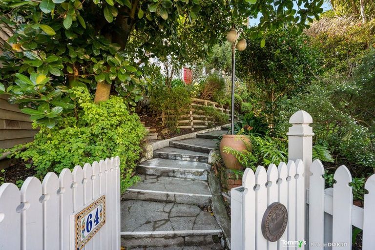 Photo of property in 64 Hill Street, Thorndon, Wellington, 6011