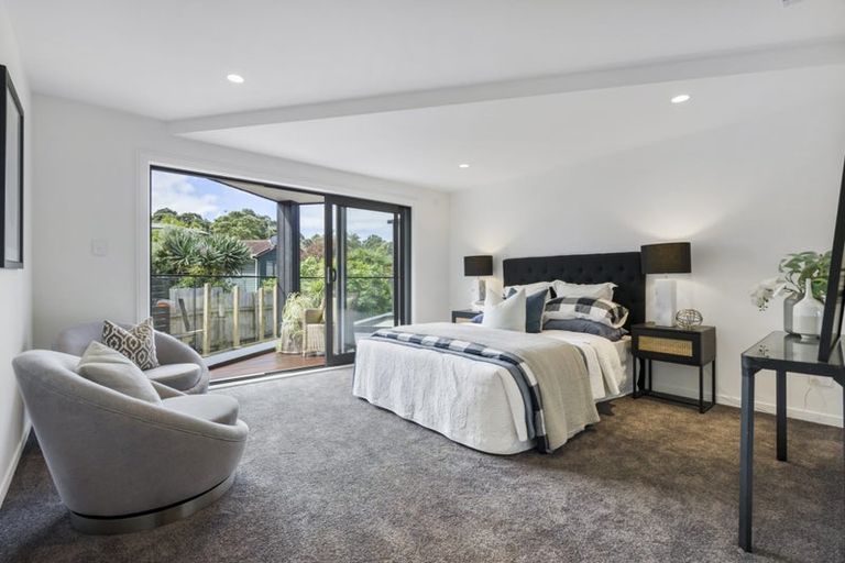 Photo of property in 61a Churchill Road, Murrays Bay, Auckland, 0630