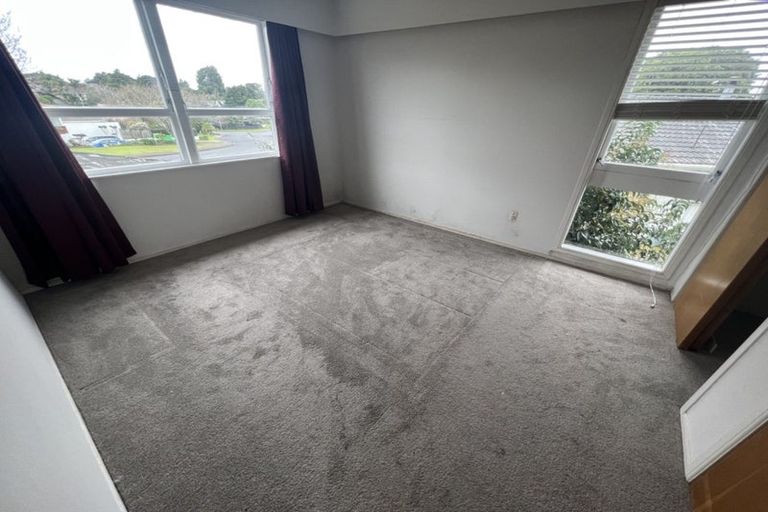 Photo of property in 5 Bellfield Road, Opaheke, Papakura, 2113