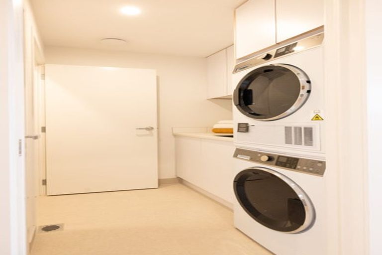 Photo of property in 60 Nganui Avenue, Takanini, Auckland, 2112