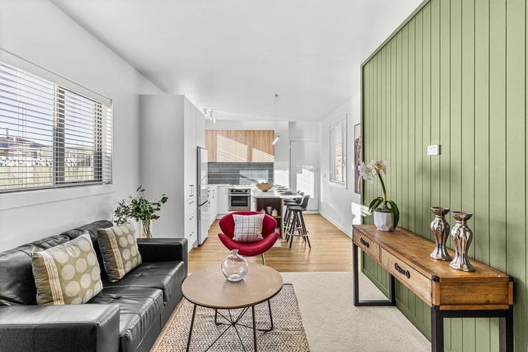 Photo of property in 41 Young Street, Saint Kilda, Dunedin, 9012