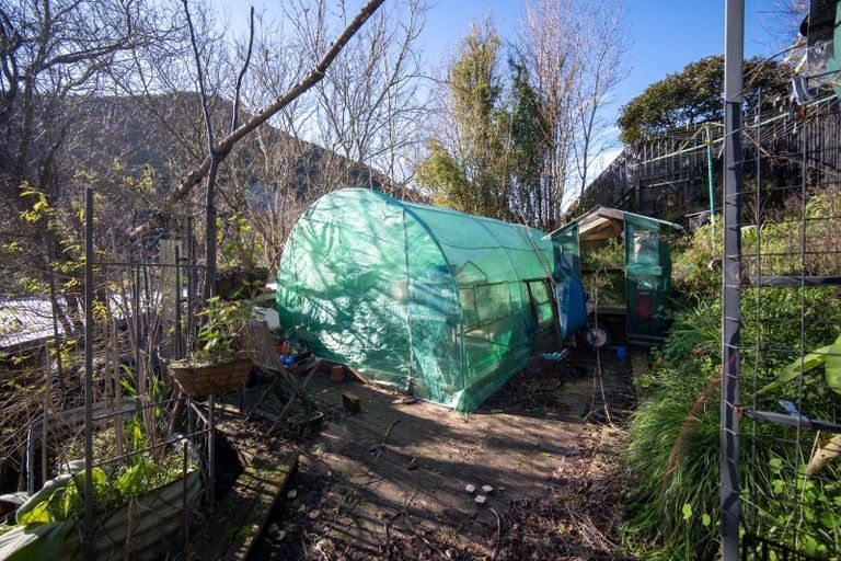 Photo of property in 1 Brook Terrace, The Brook, Nelson, 7010