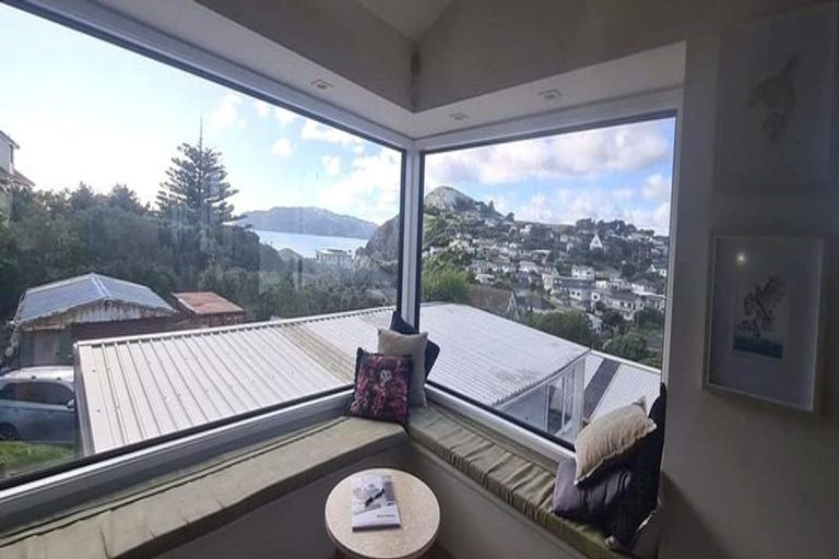 Photo of property in 27 Terrace Road, Titahi Bay, Porirua, 5022