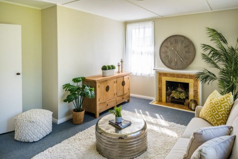 Photo of property in 7 Taupiri Crescent, Titahi Bay, Porirua, 5022