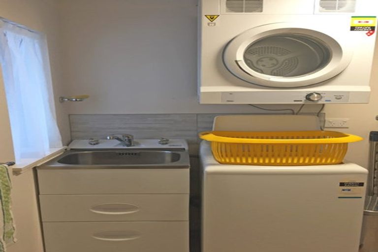 Photo of property in 53 Faulks Terrace, Wanaka, 9305