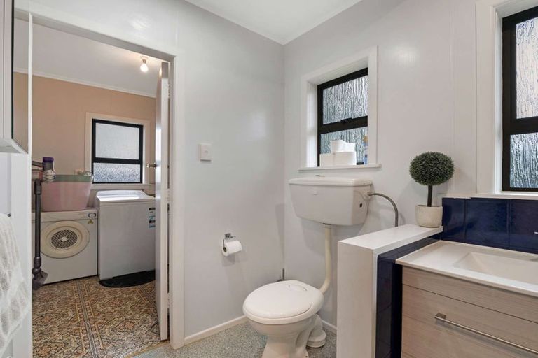 Photo of property in 54 Mosston Road, Castlecliff, Whanganui, 4501