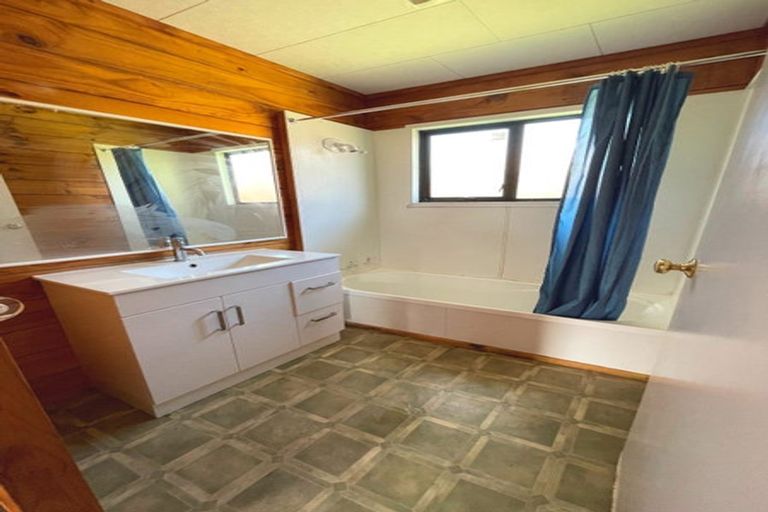 Photo of property in 2/137 Rosier Road, Glen Eden, Auckland, 0602