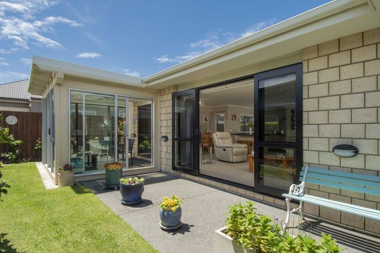 Photo of property in 578 Grenada Street, Papamoa Beach, Papamoa, 3118