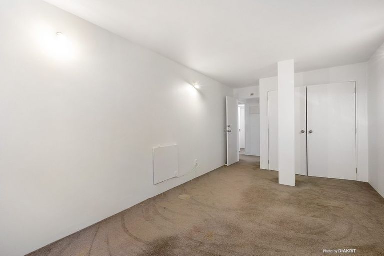 Photo of property in 10/5u Hopper Street, Mount Cook, Wellington, 6011