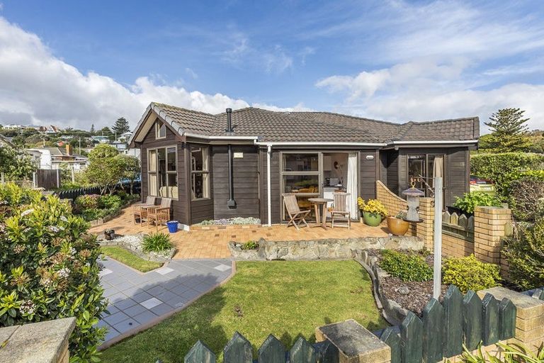 Photo of property in 4-u1 Richard Street, Titahi Bay, Porirua, 5022