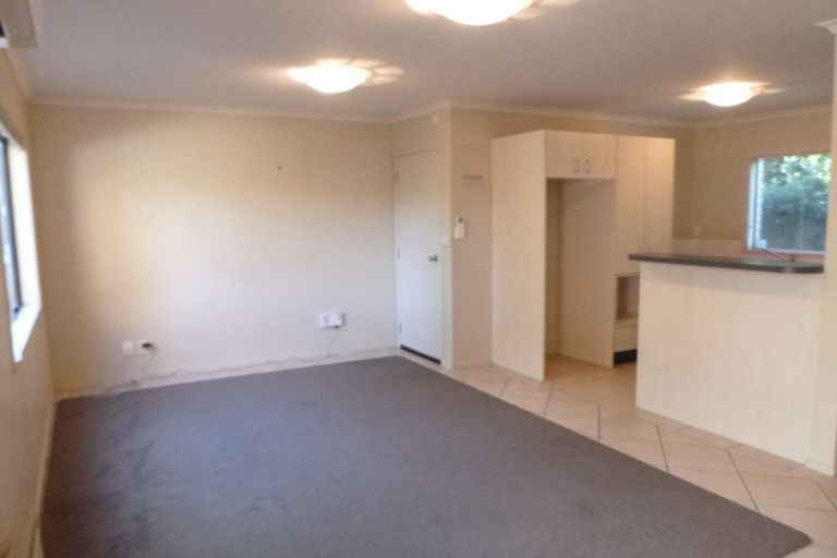 Photo of property in 16 Catrina Avenue, Birkenhead, Auckland, 0626