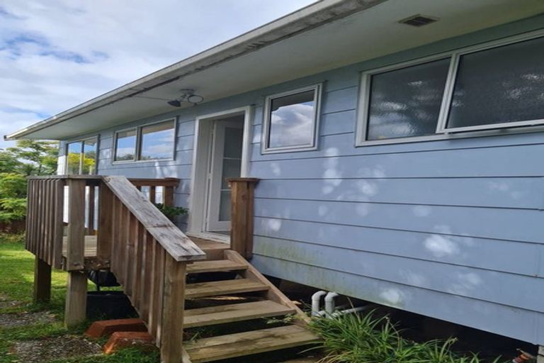Photo of property in 2/84a Captain Scott Road, Glen Eden, Auckland, 0602
