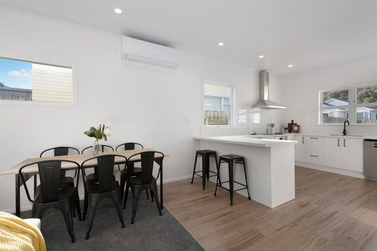 Photo of property in 62 Happy Valley Road, Owhiro Bay, Wellington, 6023