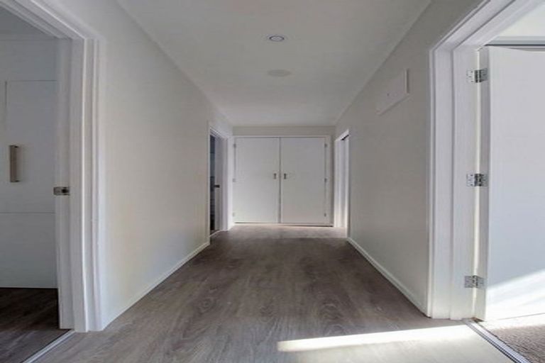 Photo of property in 5 Reynolds Place, Torbay, Auckland, 0630