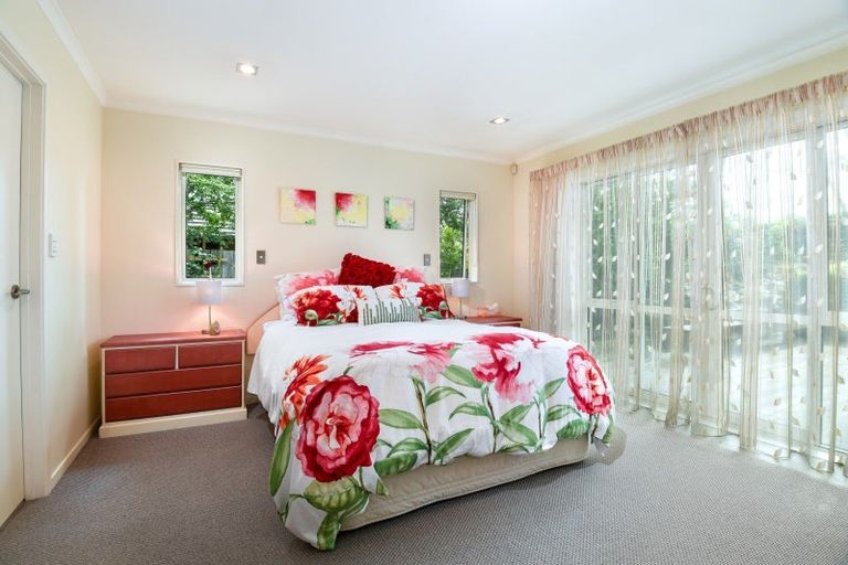 Photo of property in 32 Carroll Place, Owhata, Rotorua, 3010