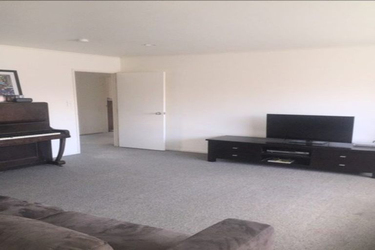 Photo of property in 5 Enuamanu Road, Favona, Auckland, 2024