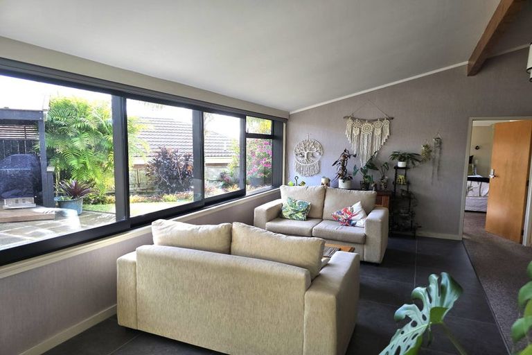 Photo of property in 18 Ruamoana Place, Omokoroa, 3114