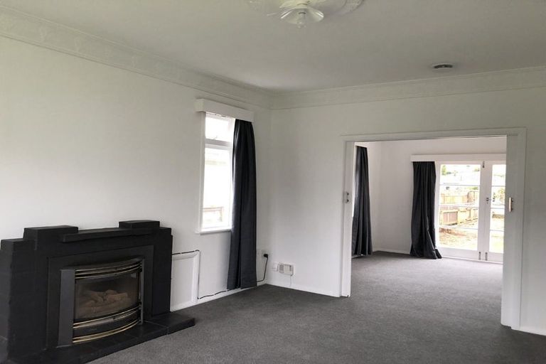 Photo of property in 18 Dudley Street, Levin, 5510
