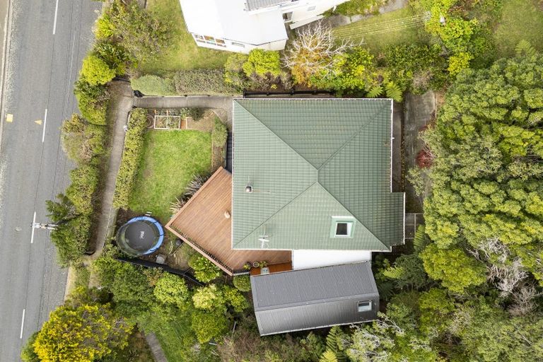 Photo of property in 49 Albemarle Road, Northland, Wellington, 6012