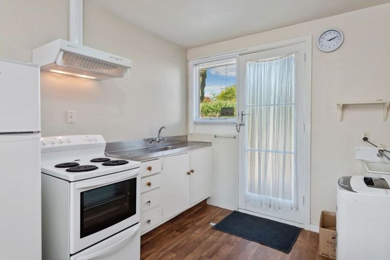 Photo of property in 2/137 Champion Street, Edgeware, Christchurch, 8013