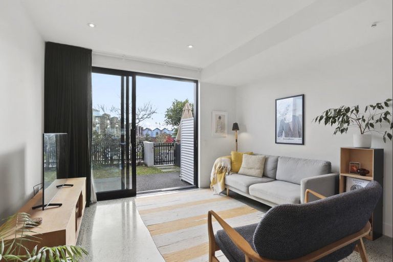 Photo of property in 250 Hobsonville Point Road, Hobsonville, Auckland, 0616