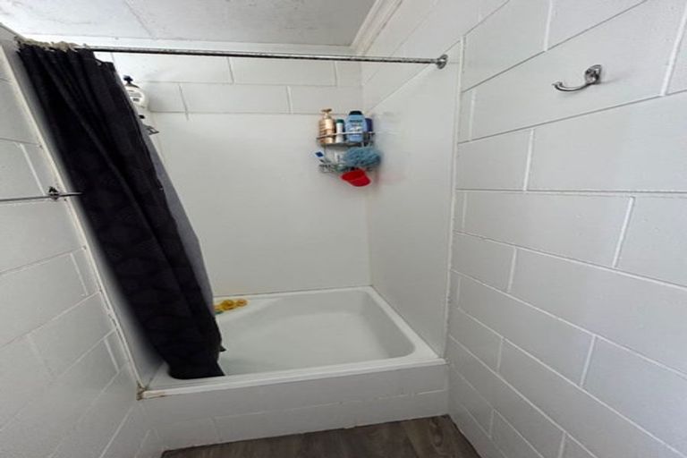 Photo of property in 376c High Street, Rangiora, 7400