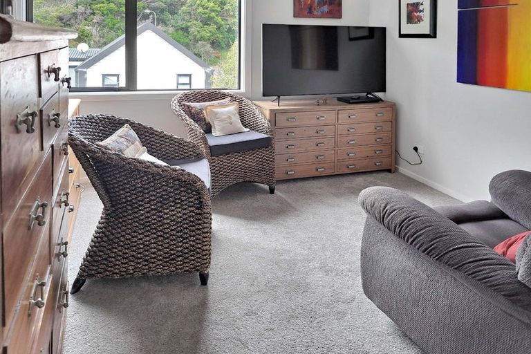 Photo of property in 19 Glen Evans Crescent, Fairfield, Lower Hutt, 5011