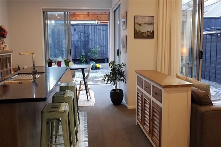 Photo of property in 7 Touhou Road, Hobsonville, Auckland, 0618