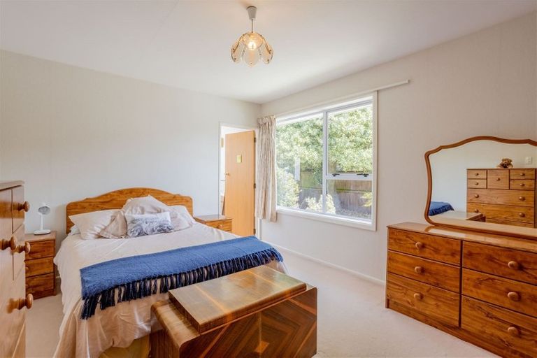 Photo of property in 39 Kent Lodge Avenue, Avonhead, Christchurch, 8042